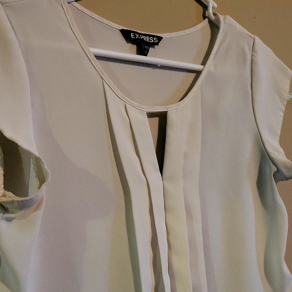 Express Top - Picture 3 of 6